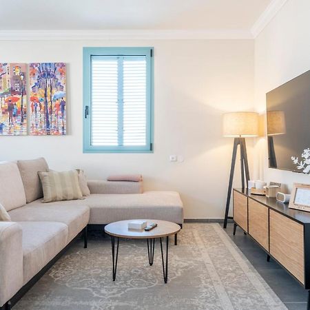 Midrahov Luxury Apartment Zikhron Ya'akov Buitenkant foto