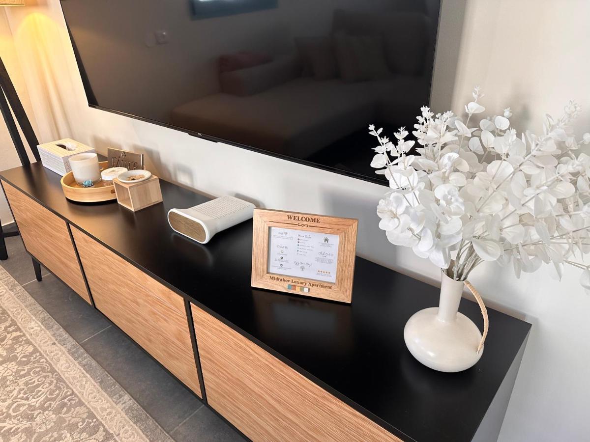 Midrahov Luxury Apartment Zikhron Ya'akov Buitenkant foto