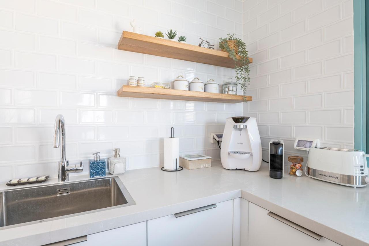 Midrahov Luxury Apartment Zikhron Ya'akov Buitenkant foto