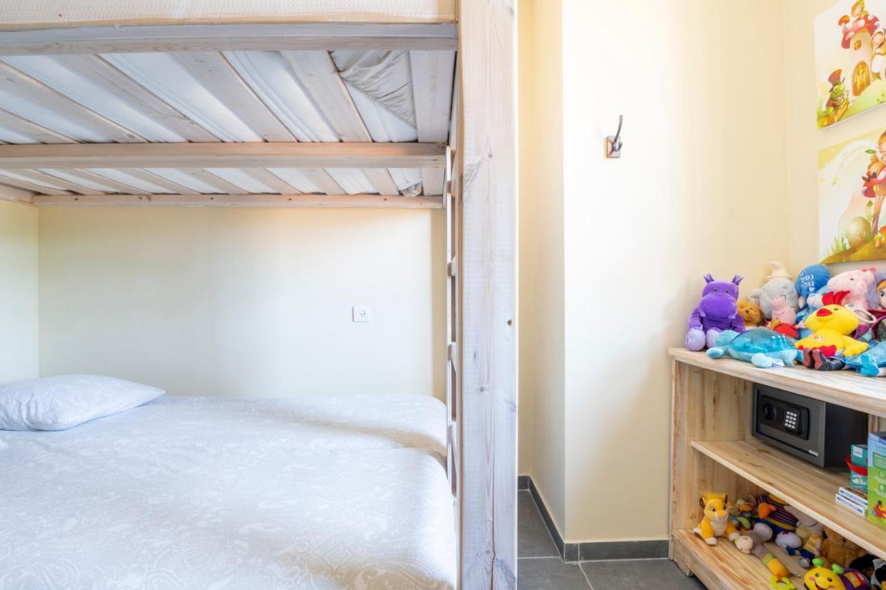 Midrahov Luxury Apartment Zikhron Ya'akov Buitenkant foto